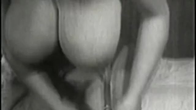 Abuela anal abuelas calientes masturbandose follada en duro trío interracial