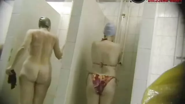 Elle Voneva abuelas calientes cogiendo Cornudo que Perra