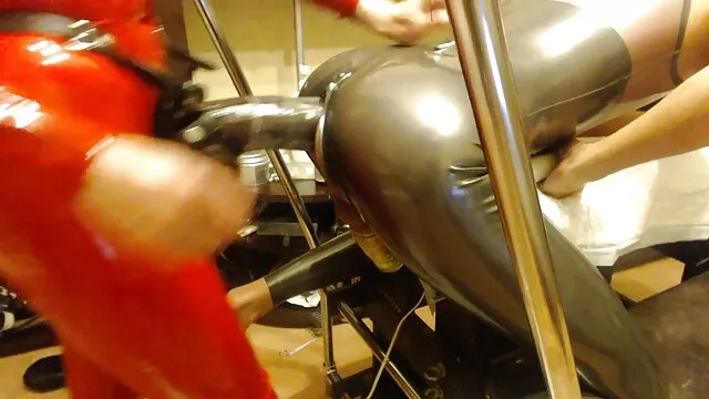 Haciendo mi coño videos de abuelas calientes cremoso con un consolador grande