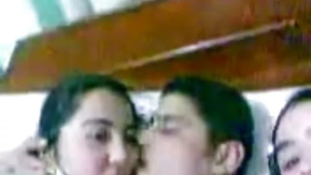 Pareja abuelas candentes teniendo sexo