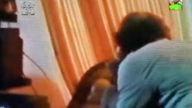 Gran culo azotado! Puta eyaculada y tragando semen abuelas xxx calientes