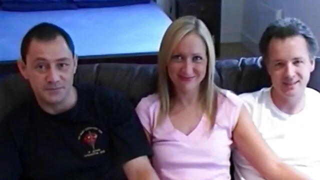 Un picnic abuelas maduras calientes perfecto termina en anal duro.mp4
