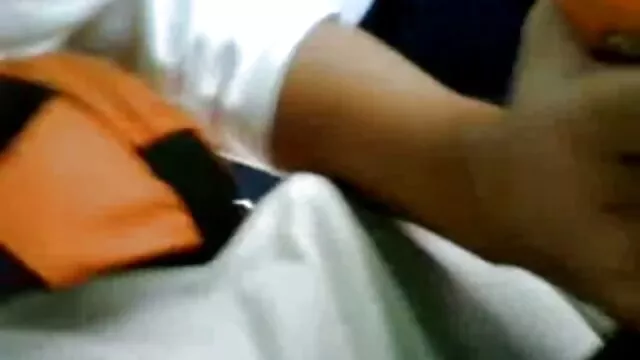 Soy gracioso como? abuelas calientes con jovenes Quiero decir gracioso, ¿como si fuera un payaso?