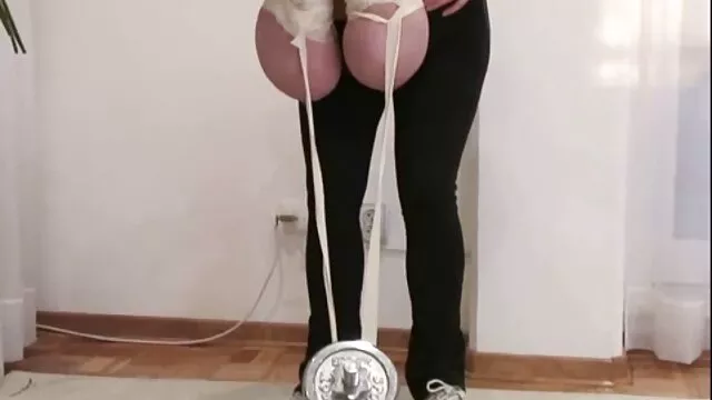 Porno grupal videos abuelas calientes casero con tres a la vez. Bien follada y corrida