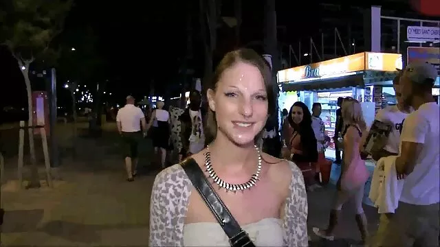 Mujer estirada abuela gorda caliente y azotada
